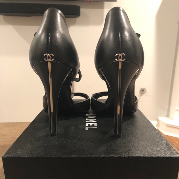 NWT in Box - CHANEL Peep Toe T-Strap Heels - Picture 3 of 9